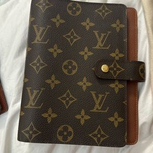 LV Monogram Porte Papier